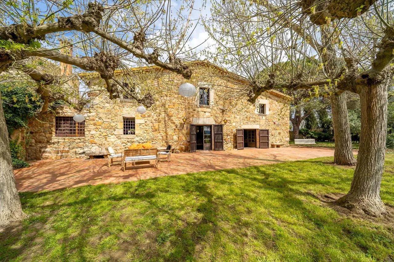 Masia Marco Lux, Ideal Familias Con Gran Zona Exterior Y Piscina Llagostera Spain