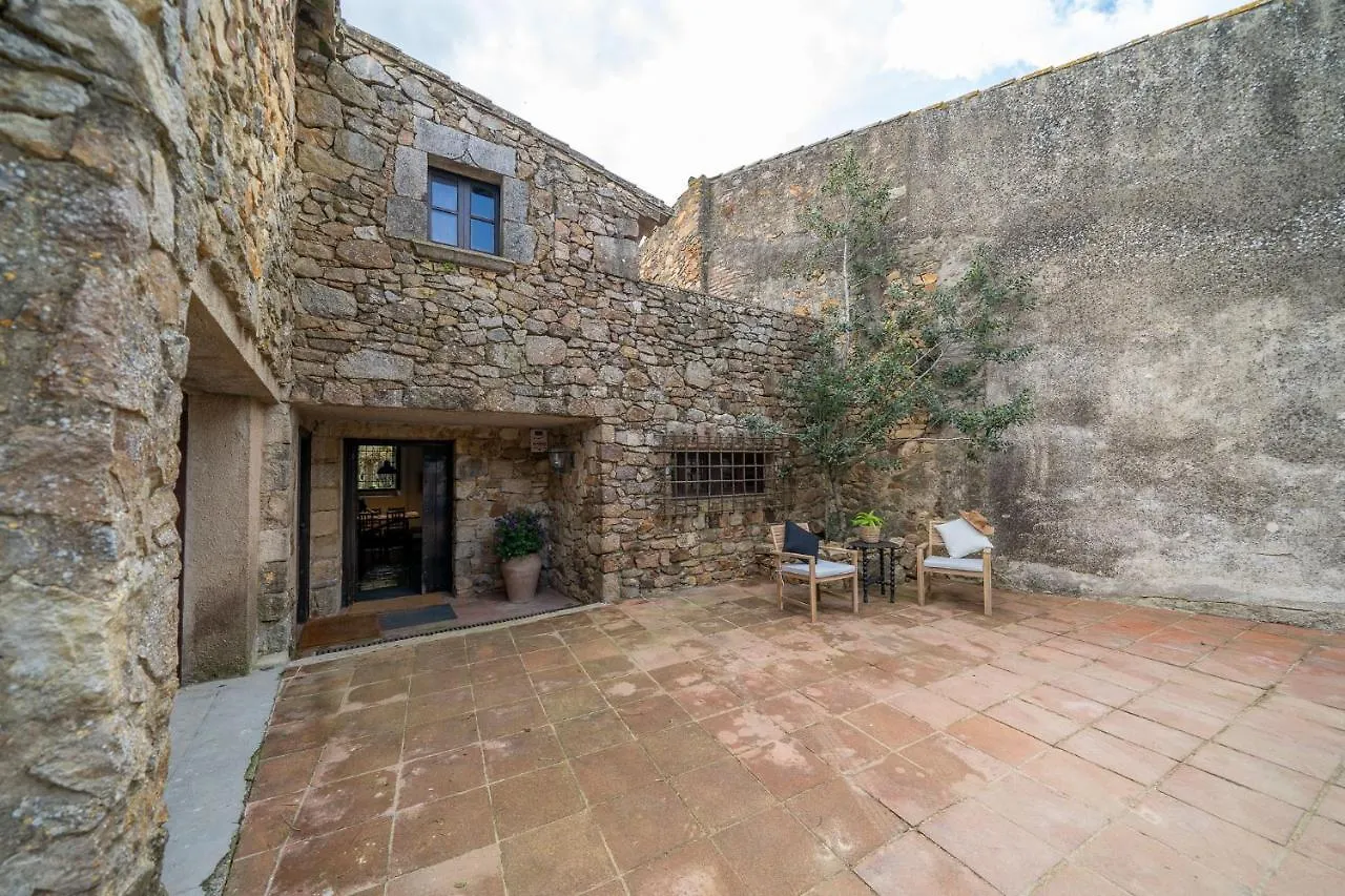 Masia Marco Lux, Ideal Familias Con Gran Zona Exterior Y Piscina Llagostera 0*,  Spain