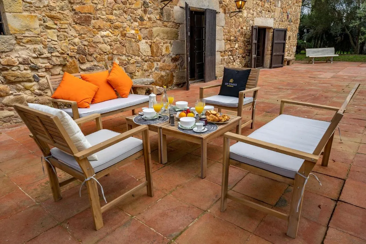 Masia Marco Lux, Ideal Familias Con Gran Zona Exterior Y Piscina Llagostera Spain